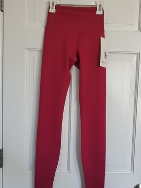 NWT Lululemon Wunder Train HR 28in Leggings Berry Rumble Sz 2